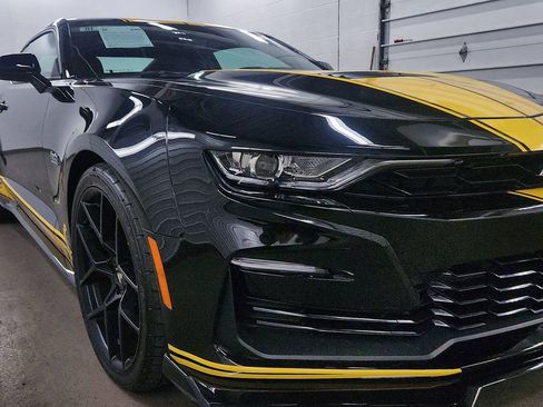 Used 2020 Chevrolet Camaro SS RWD image 3