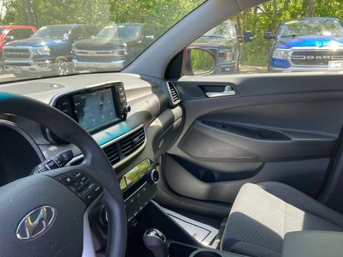 Used 2019 Hyundai Tucson SE AWD/4WD image 16