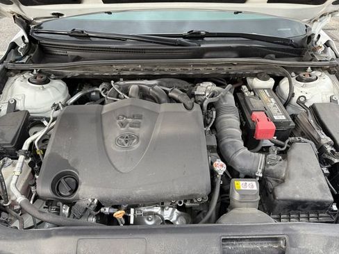 Used 2020 Toyota Avalon XSE image 27