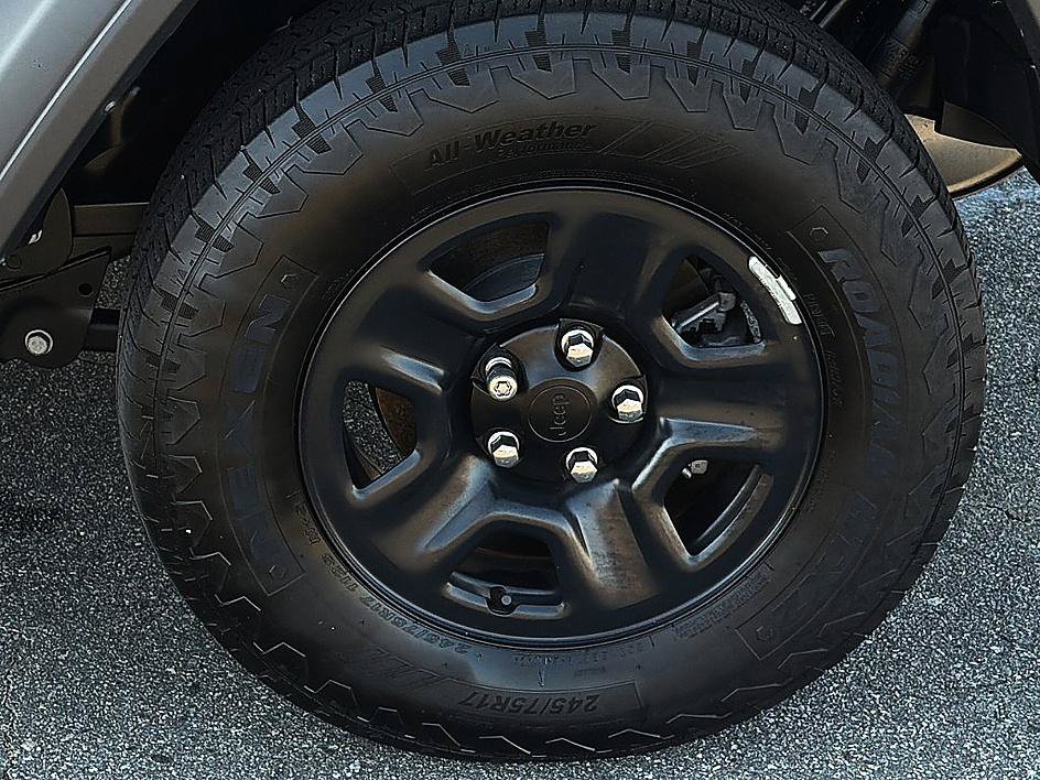 Used 2024 Jeep Wrangler Sport AWD/4WD image 6