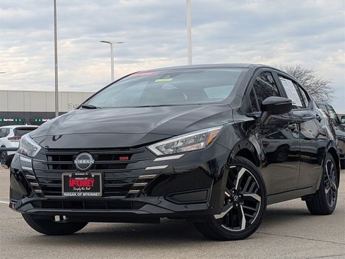 Certified 2025 Nissan Versa SR w/ Trunk Package image 2