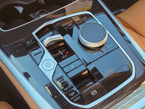 New 2026 BMW X5 xDrive40i w/ M Sport Package image 22