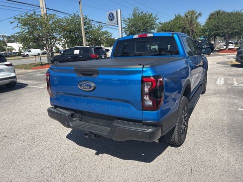 Used 2025 Ford Ranger Lariat w/ Trailer Tow Package image 10