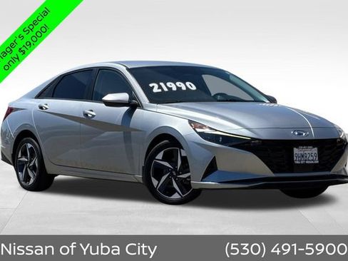Used 2023 Hyundai Elantra SEL w/ Convenience Package FWD image 1