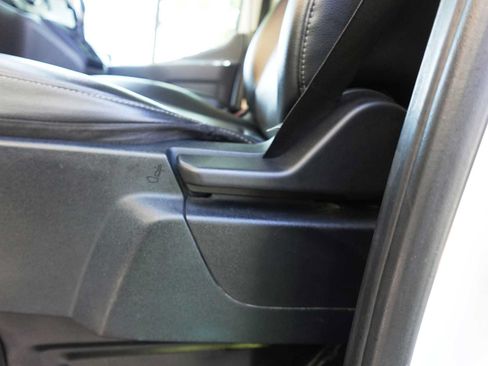 Used 2022 Ford Transit 350 DRW RWD image 15