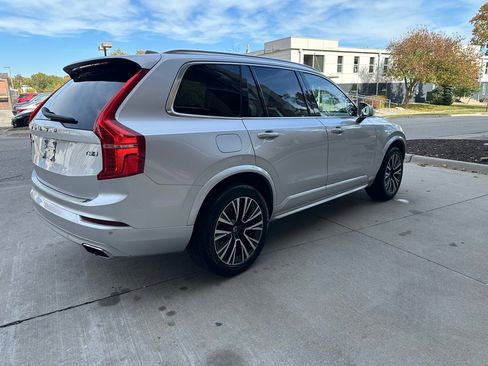 Used 2020 Volvo XC90 T5 Momentum w/ Protection Package image 5