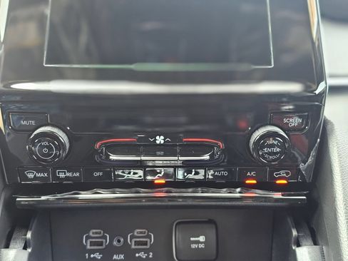 New 2026 Jeep Grand Cherokee Laredo RWD image 11