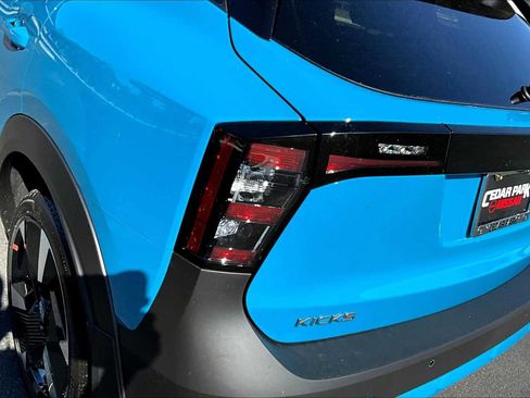 New 2026 Nissan Kicks SR image 14