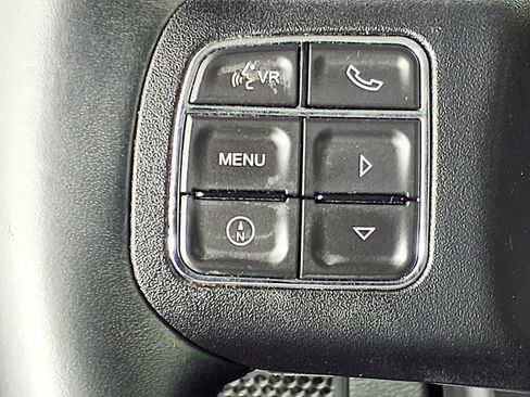 Used 2014 Jeep Wrangler Sahara w/ Connectivity Group AWD/4WD image 16