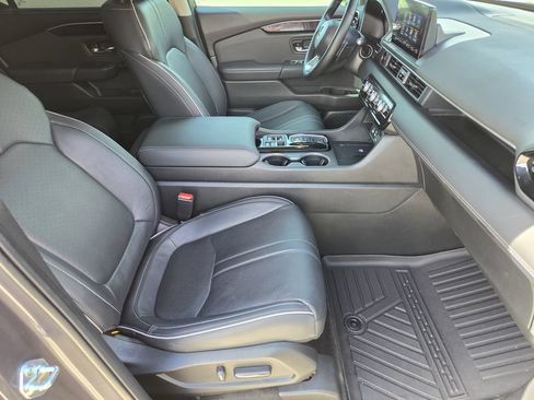 Certified 2024 Honda Pilot Elite image 15