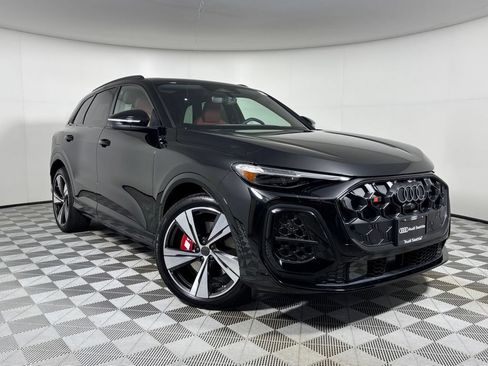 New 2026 Audi SQ5 Prestige AWD/4WD image 1