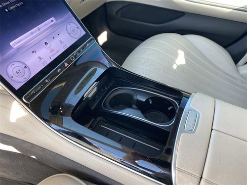 Certified 2023 Mercedes-Benz S 500 4MATIC image 22