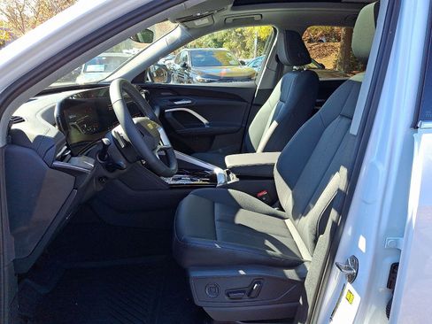 New 2025 Audi Q5 Premium Plus image 9