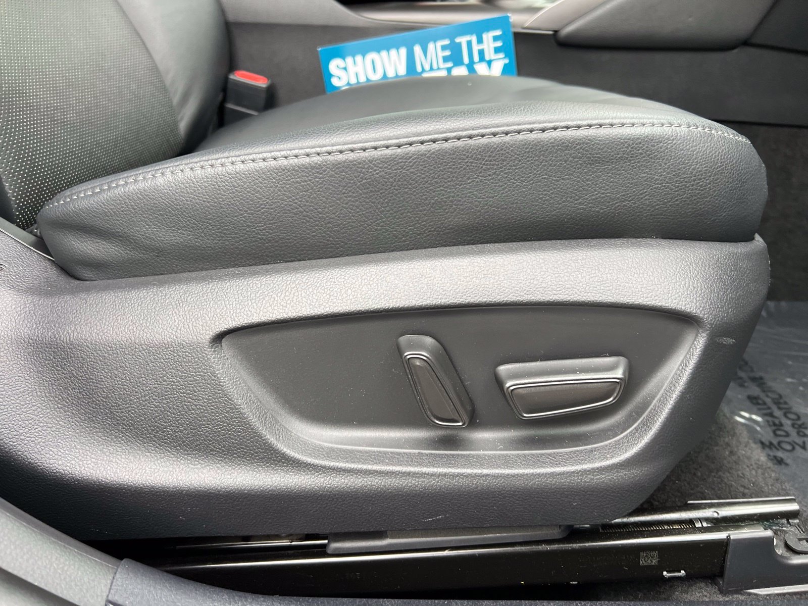 Used 2021 Toyota Camry XLE FWD image 47