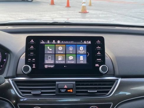 Used 2020 Honda Accord Sport image 11