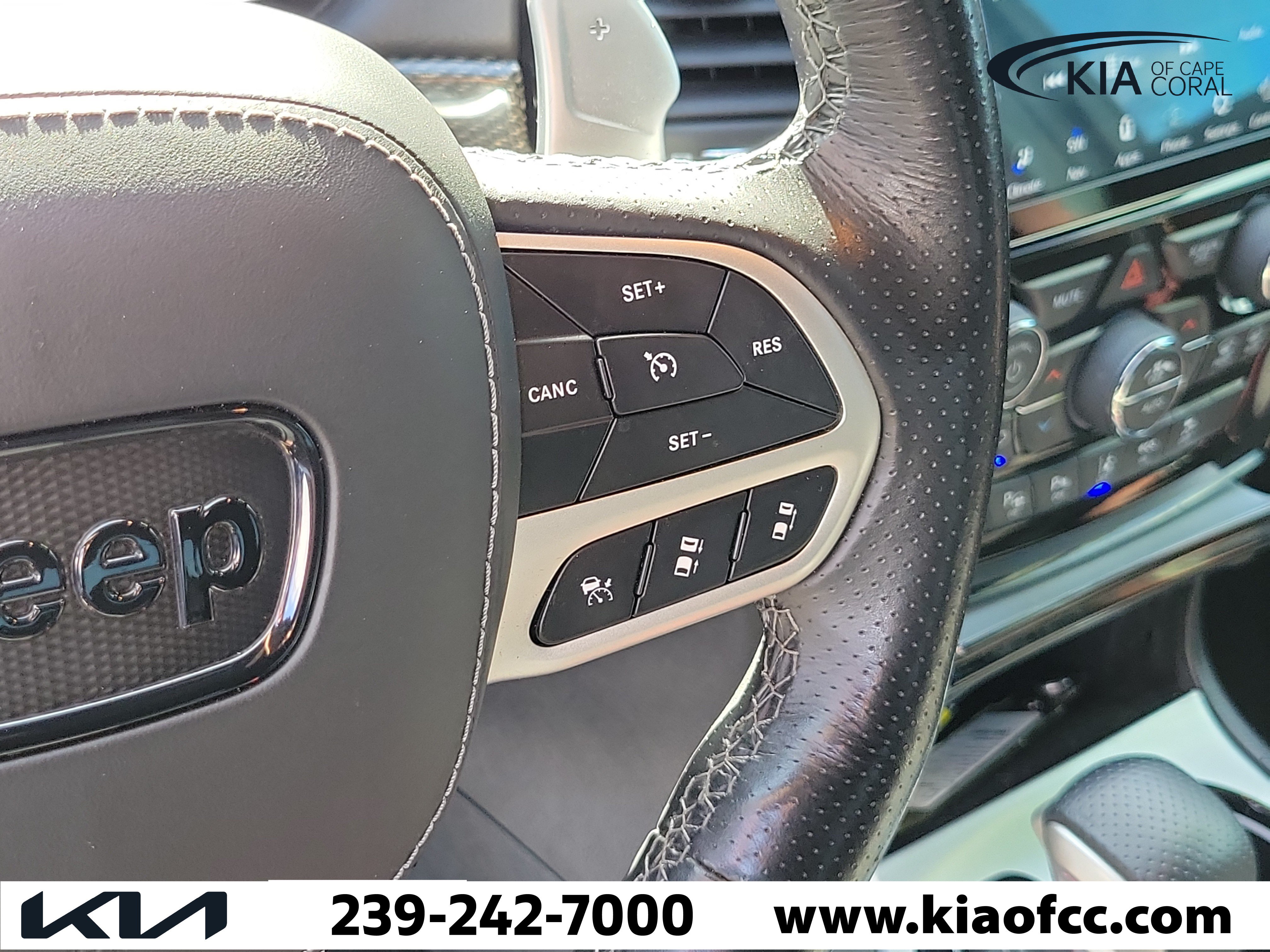 Used 2021 Jeep Grand Cherokee Trackhawk AWD/4WD image 28