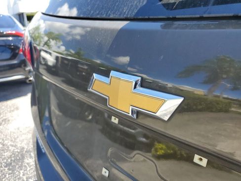 Used 2023 Chevrolet Equinox LT FWD image 11
