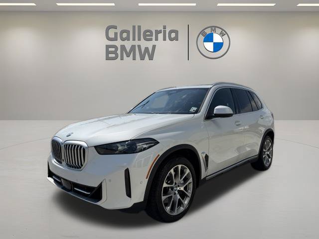 Certified 2024 BMW X5 xDrive40i w/ Parking Assistance Package AWD/4WD image 1