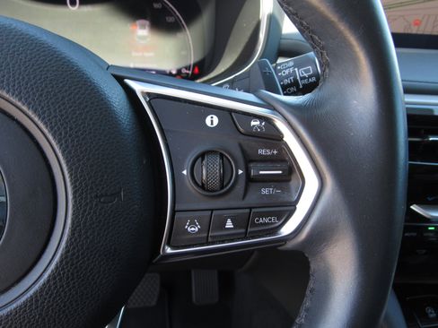 Certified 2023 Acura MDX FWD w/ Technology Package image 28