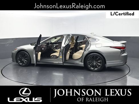 Used 2020 Lexus LS 500 w/ Interior Upgrade Package RWD image 36