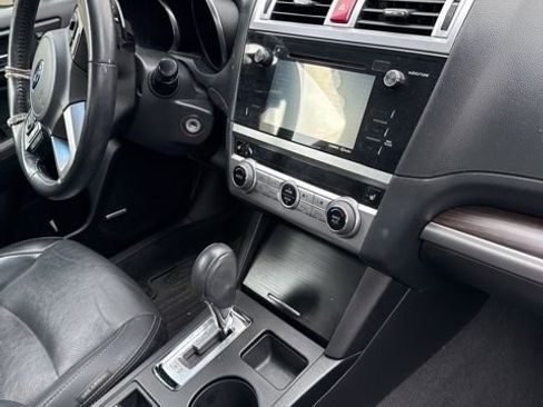 Used 2015 Subaru Legacy 2.5i Limited image 2