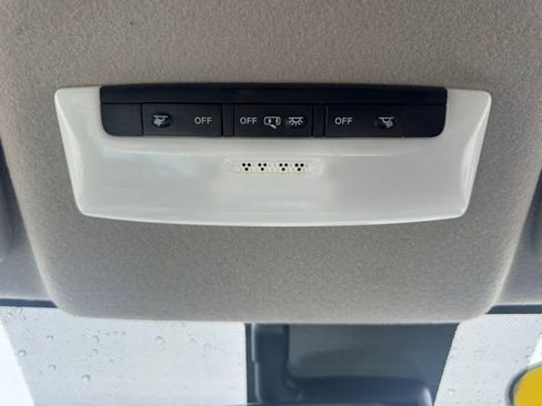 Used 2024 Nissan Versa S w/ S Plus Package image 35