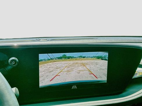 Used 2025 Buick Envista Sport Touring w/ Convenience I Package FWD image 16