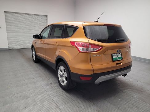 Used 2016 Ford Escape SE FWD image 5