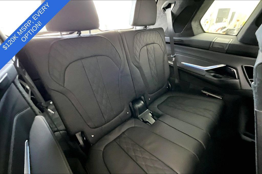 Used 2024 BMW X7 M60i w/ Executive Package AWD/4WD image 34