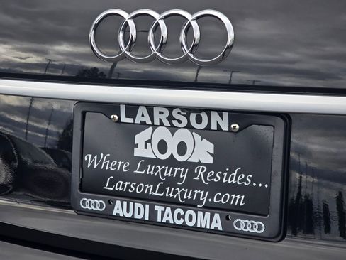 Used 2023 Audi SQ5 Premium Plus w/ Premium Plus Package image 34