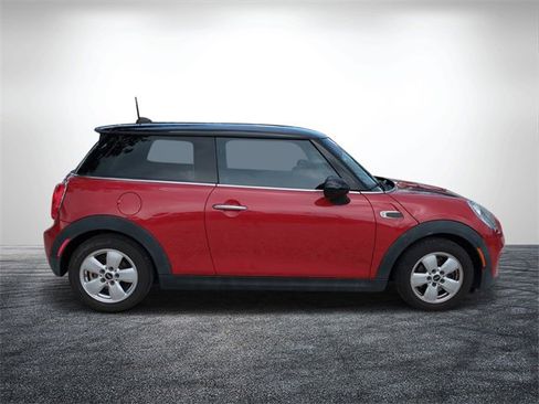 Used 2014 MINI Cooper 2-Door Hardtop image 2