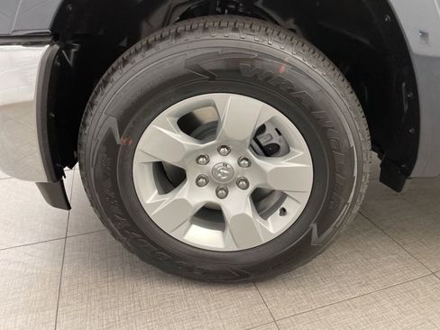 New 2025 RAM 1500 Big Horn image 10