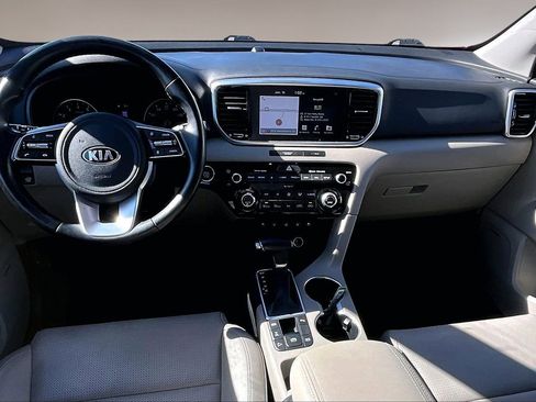 Used 2022 Kia Sportage EX w/ EX Technology Package image 7