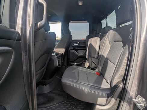 Used 2019 RAM 1500 Big Horn AWD/4WD image 14