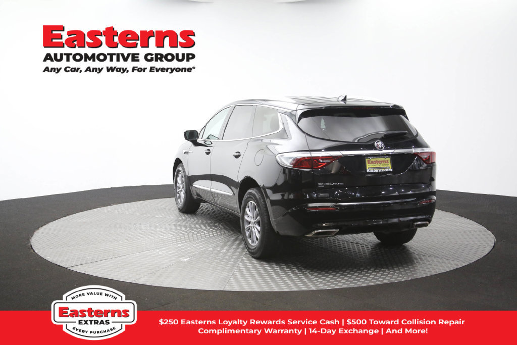 Used 2023 Buick Enclave Essence AWD/4WD image 68