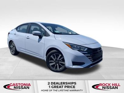 New 2025 Nissan Versa SV w/ Trunk Package