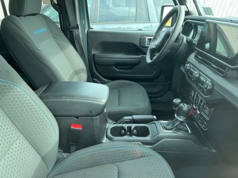 Used 2025 Jeep Wrangler Unlimited Rubicon 4xe w/ Safety Group image 11