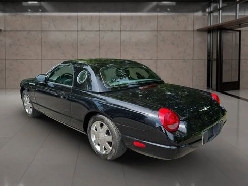 Used 2002 Ford Thunderbird RWD image 4
