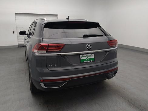 Used 2021 Volkswagen Atlas Cross Sport SE FWD image 6