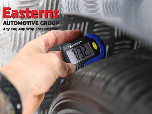 Used 2025 MAZDA MAZDA3 s image 28