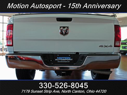 Used 2019 RAM 1500 Tradesman w/ Chrome Appearance Group AWD/4WD image 9