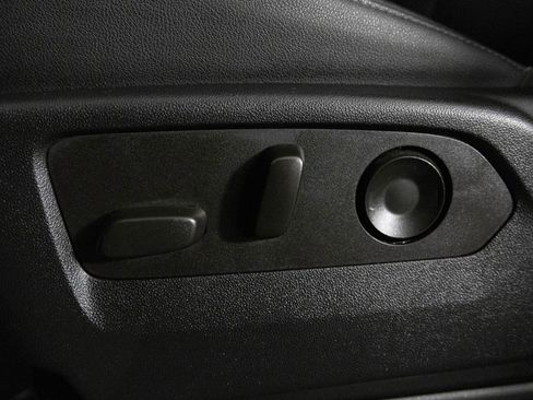 Used 2021 Chevrolet Tahoe LT w/ Rear Media and Nav Package image 13