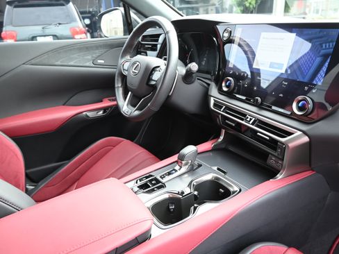 Used 2023 Lexus RX 500h F Sport w/ Accessory Package (Z1) image 35