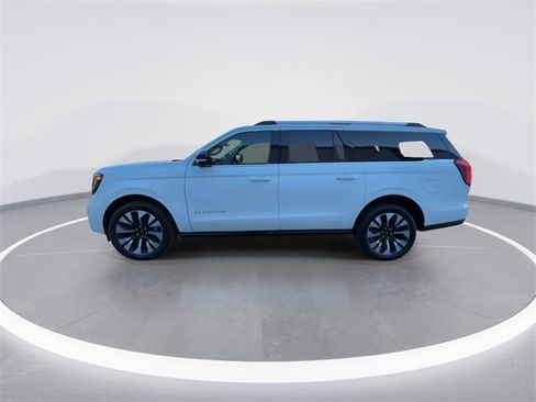 New 2025 Ford Expedition Max Platinum w/ Driver's Package image 5