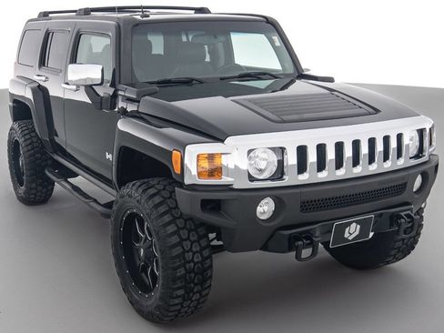 Used 2007 HUMMER H3 AWD/4WD image 1