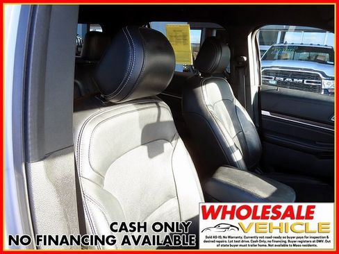 Used 2017 Ford Explorer Limited image 9