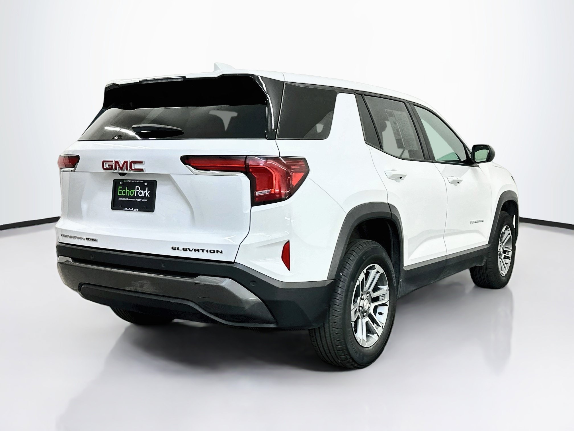 Used 2025 GMC Terrain Elevation AWD/4WD image 9