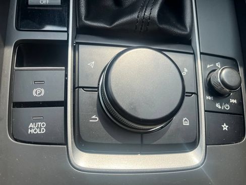 Used 2022 MAZDA MAZDA3 s FWD image 20