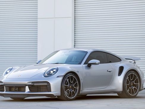 Used 2021 Porsche 911 Turbo S image 3