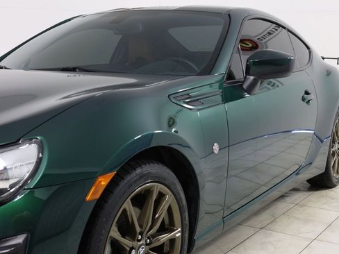 Used 2020 Toyota 86 image 34